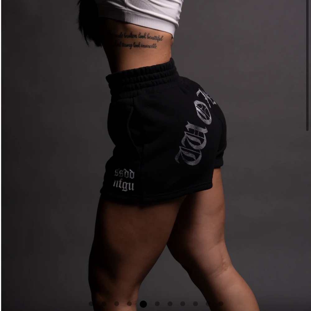 CHOPPER EVERSON SWEAT SHORTS IN BLACK